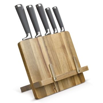 Soutenez le livre de cuisine avec 5 couteaux