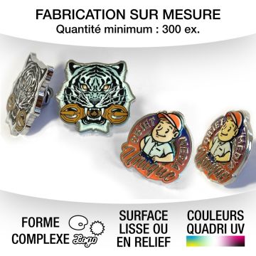 Pin's qualité premium à la forme en métal avec relief et impression quadri